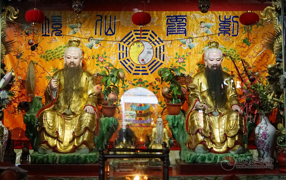 裴仙宫内祖师像