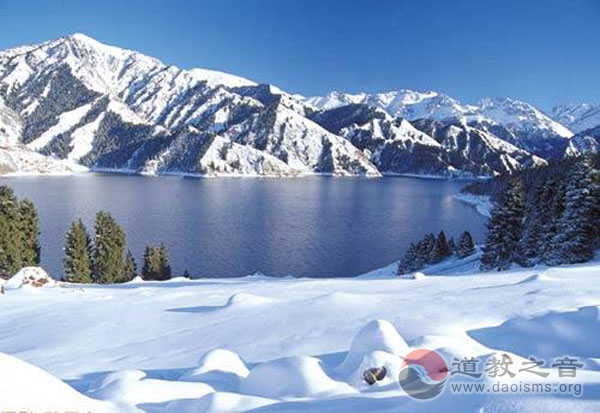 天山瑶池听雪声 丘祖西行传道化